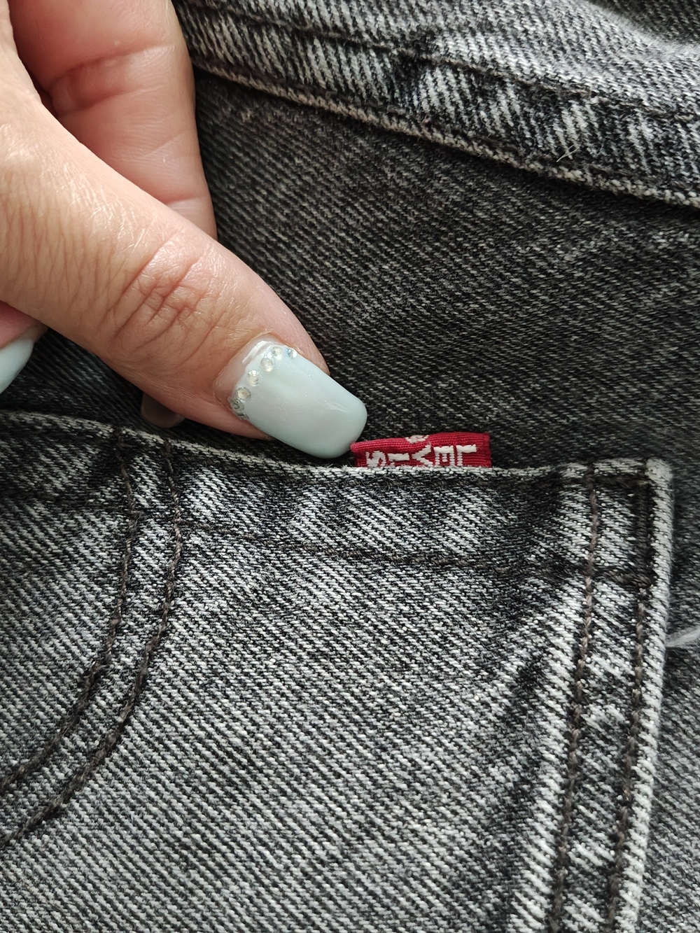 Levi's Wedgie Straight / Wedgie Fit (from the Levi's Premium line) Size 27 - Picture 4 of 13